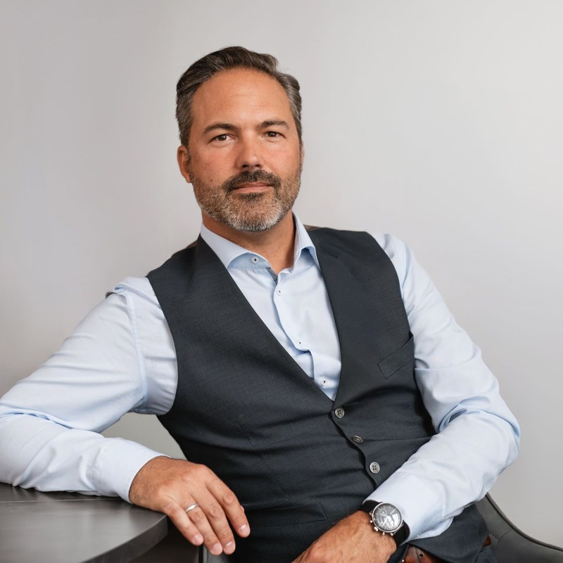 Portrait von Alexander Schmid